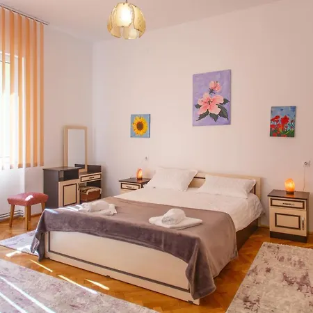 בראשוב Barok Apartments מראה חיצוני תמונה